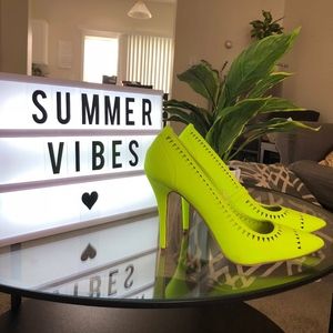 NEON LIME GREEN HEELS